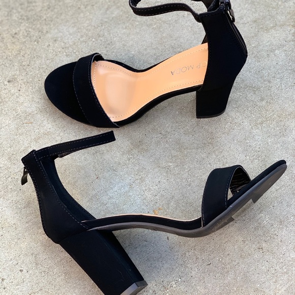 🌟Top Moda Ankle Strap Zipper 3” Heel Sandal Black - Picture 4 of 6